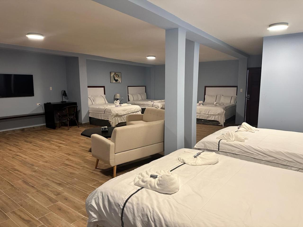Enjoy Hotel Кей-Колкер Экстерьер фото